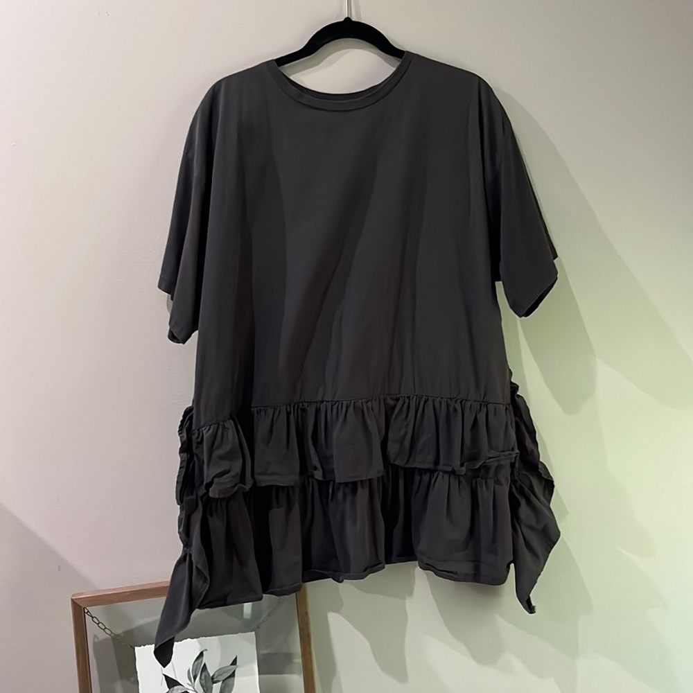Zara ruffled tee